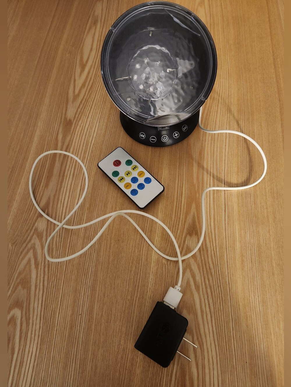 Ocean Waves LED Projector Night Light And Sound Machine WIth Remote - WORKS!